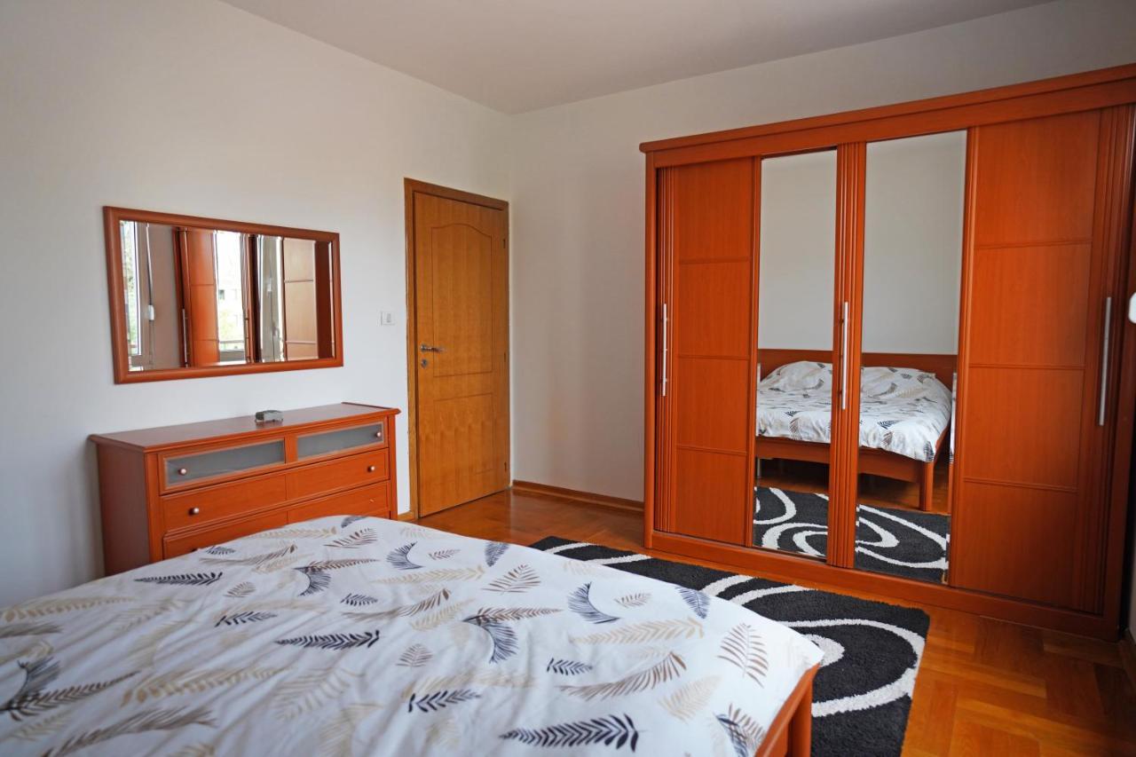 Apartment Gold Podgorica Exterior foto