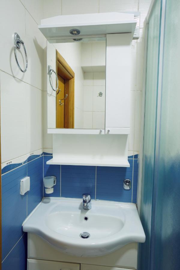 Apartment Gold Podgorica Exterior foto